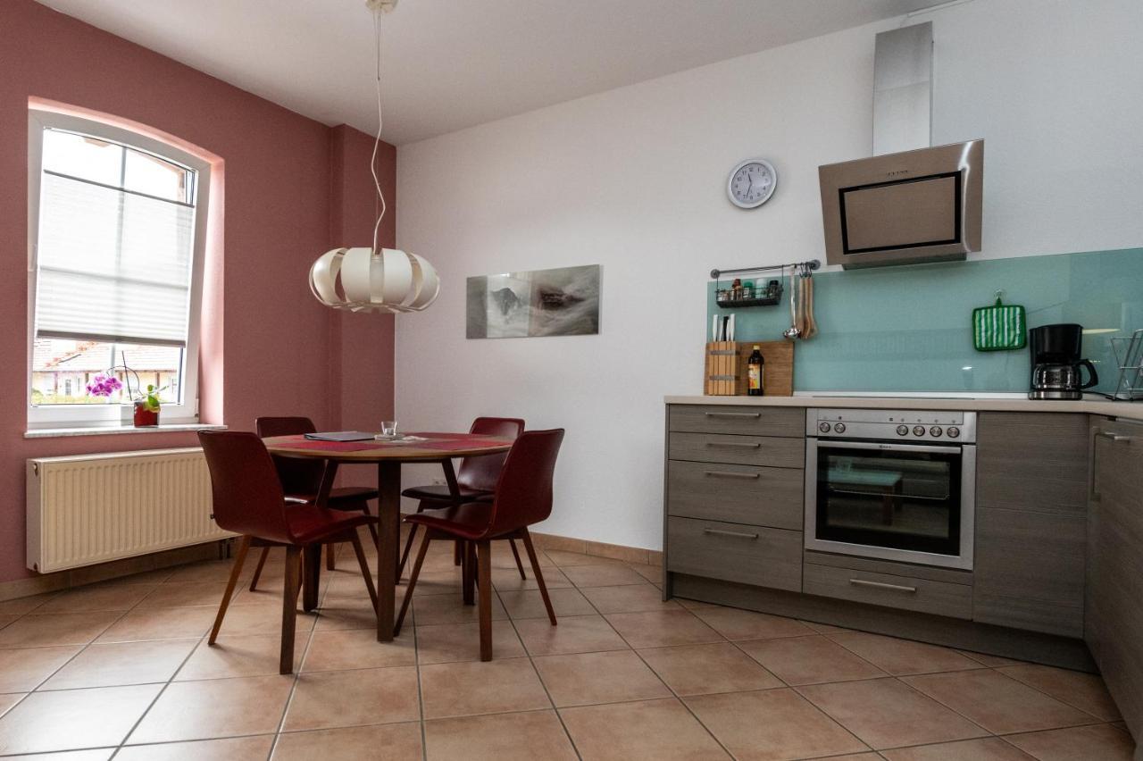 Wohnen Im Weingut Apartment Kirchheim an der Weinstrasse Bagian luar foto